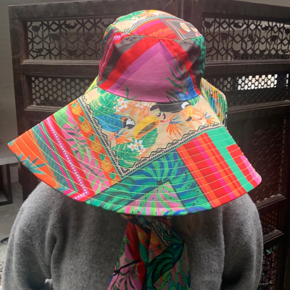 Farm Rio Tropical wide brim beach hat - NWOT unworn